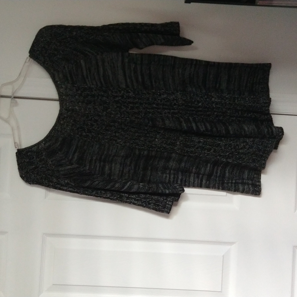 Sweater - Picture 3 of 4